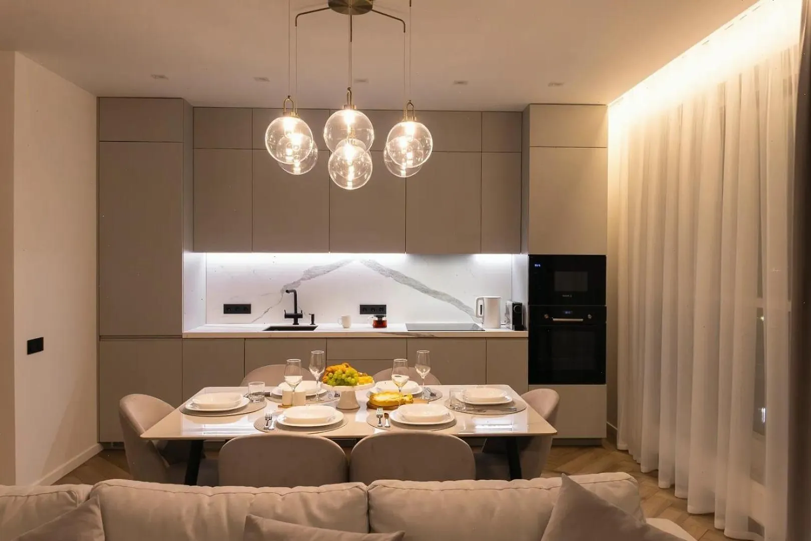 Marquise Square Tower Luxury App'S Hotel Dubai