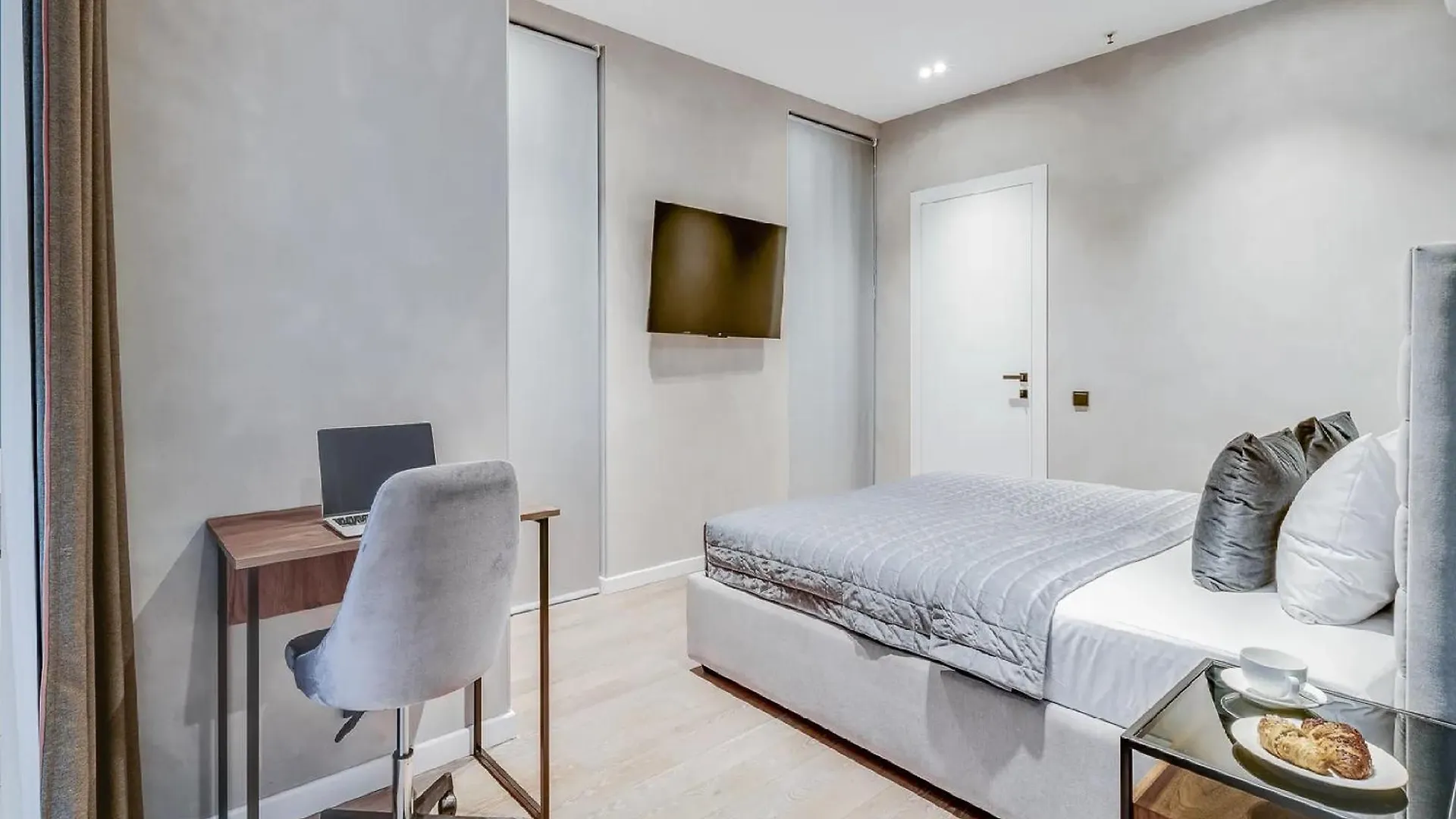 Marquise Square Tower Luxury App'S Hotel Dubai